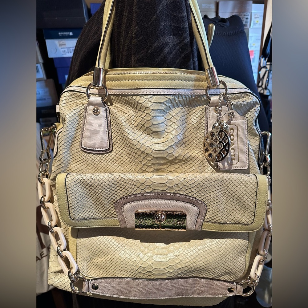 Coach #L0920-14920 Yellow/Cream Python Leather Shoulder Bag